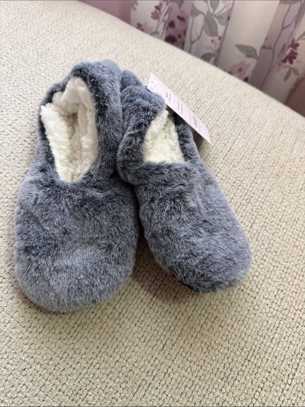 Auden Plush Faux Fur Slippers in Gray with Cream Lining